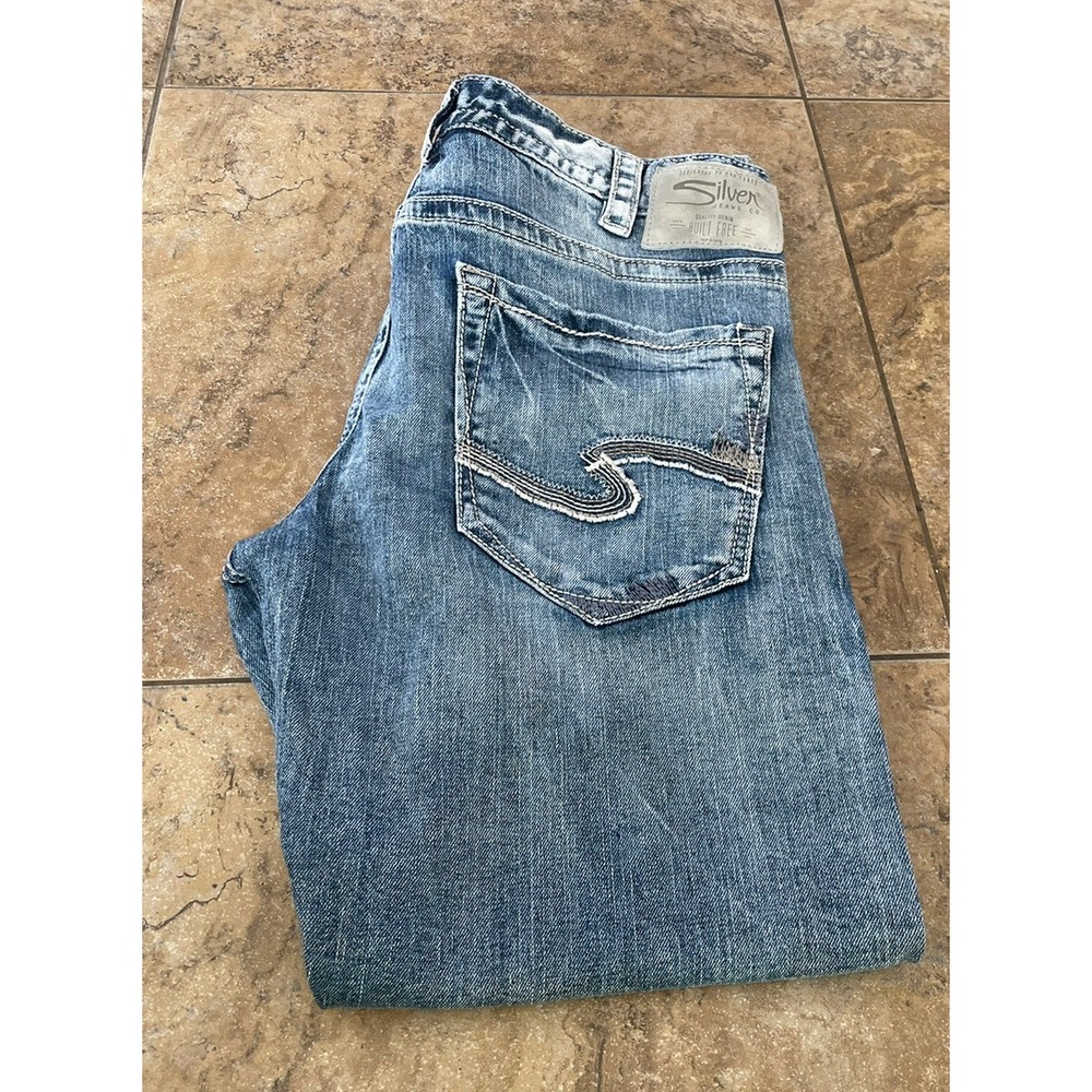 Men's SILVER Eddie Jeans Size 34X30 Straight Leg Fit 34X29 - Picture 1 of 9